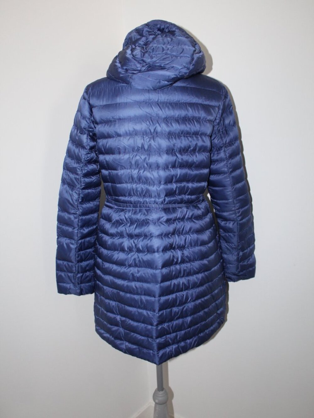 Moncler Light Weight Blue Down Puffer Hooded Coat Jacket Tie Moncler SZ 3 M - Picture 2 of 13